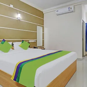 Treebo Thoduvas Star Plaza Cochin Airport Hotel